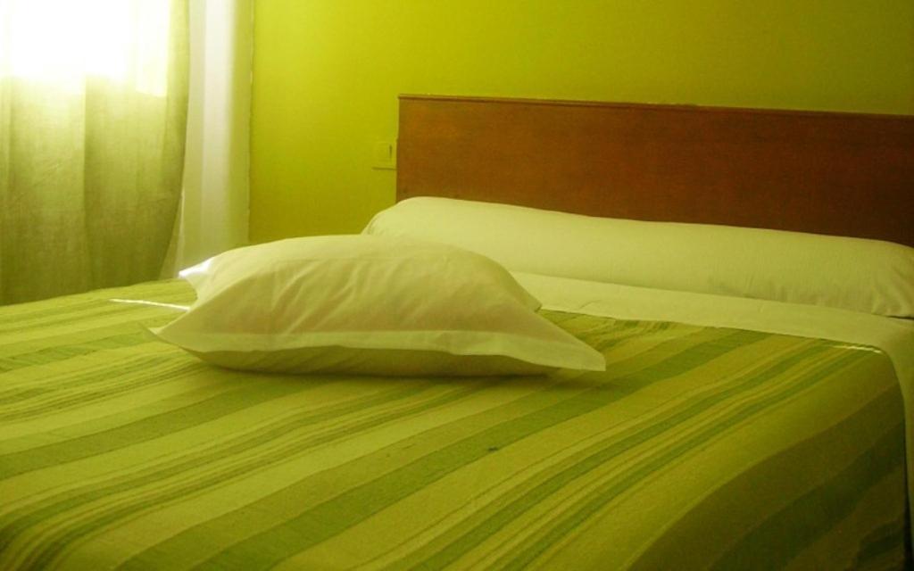 Rex Hotel Maubeuge Kamer foto